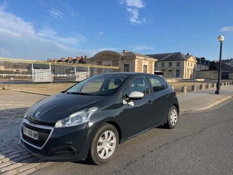 Peugeot 208 1.2 PureTech 68ch BVM5 Like 2018 occasion Paris 75017