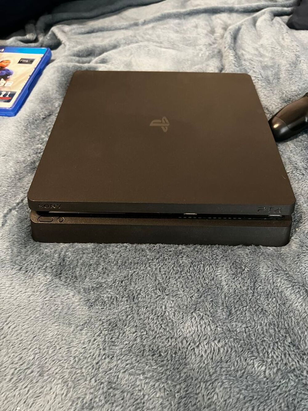 PS4 SLIM 1To Consoles et jeux vidéos
