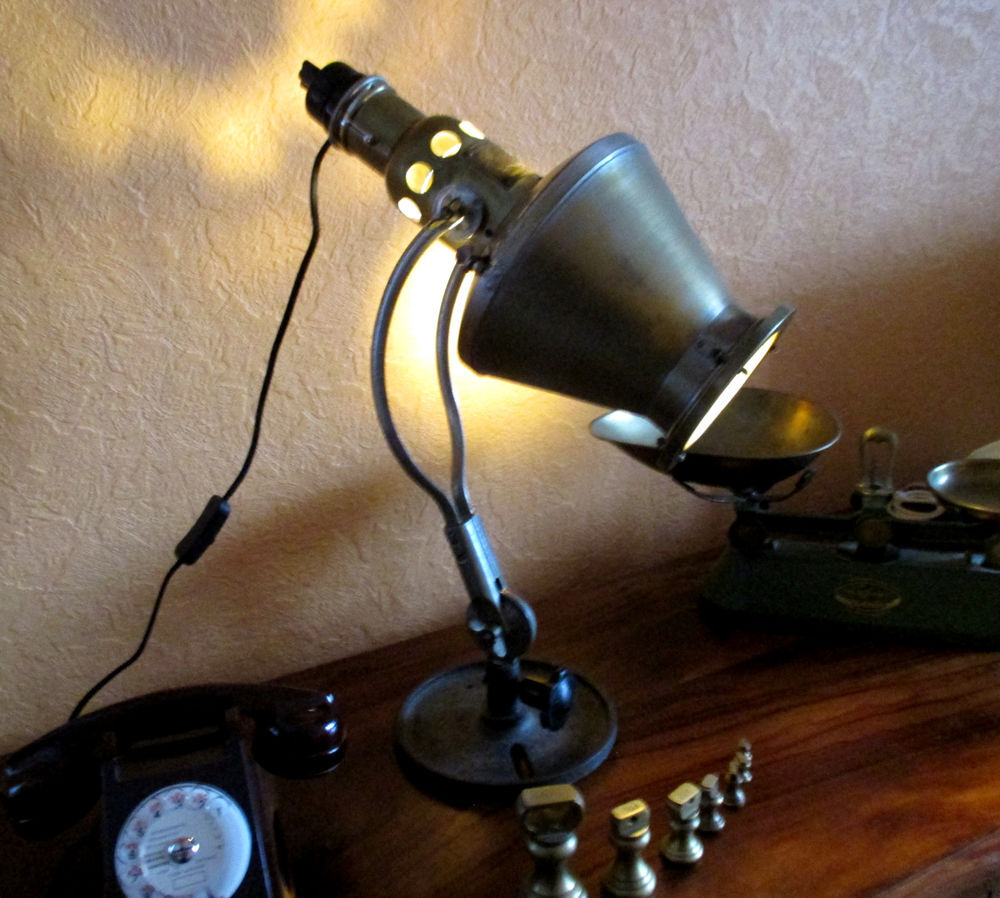 Lampe Hanau Bauhaus 1930 laiton Décoration