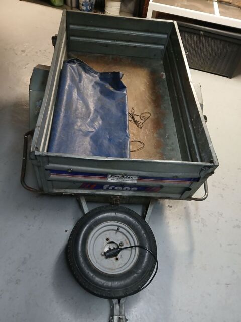 remorque 1 essieu avec b�che Le Petit-Quevilly (76)