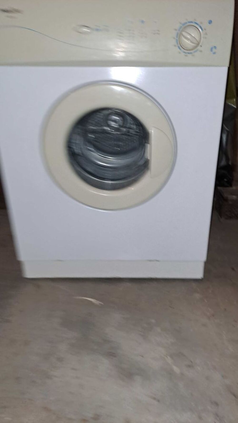 Frigo am&eacute;ricain, plaque &agrave; induction, s&egrave;che linge Electroménager