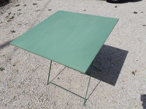 Table de jardin _ Vintage _ 2 40 Apremont (73)