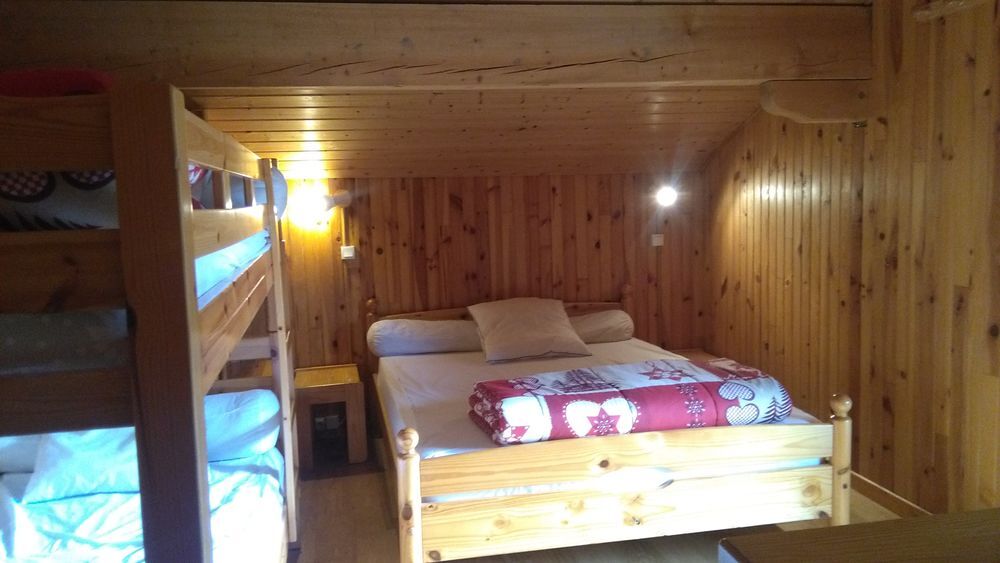   chalet individuel aux SAISIES73000 Rhône-Alpes, Hauteluce (73620)