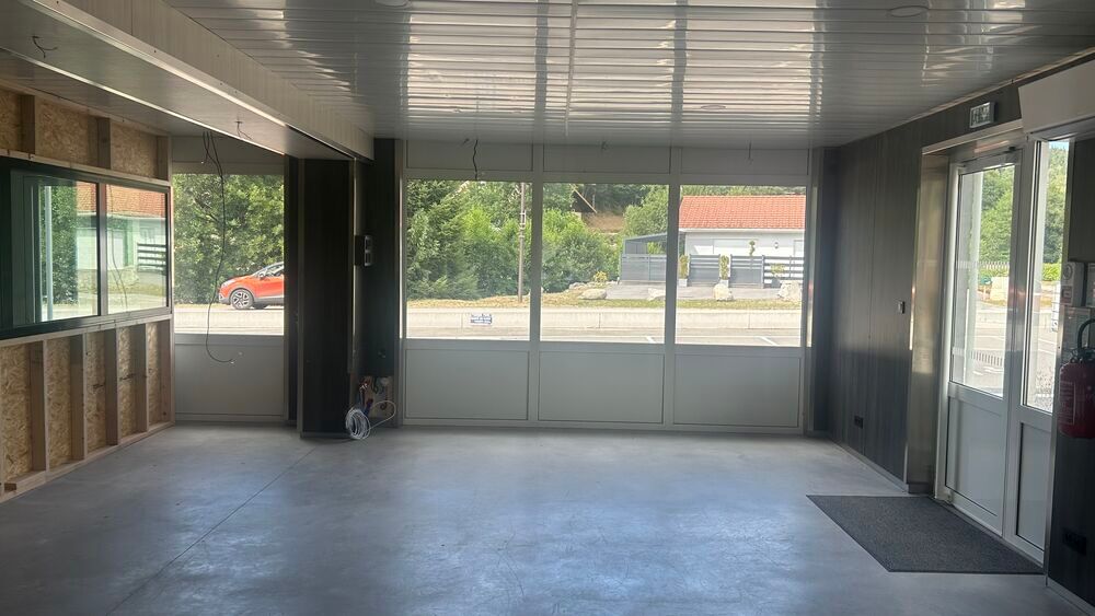 Vente Autre Local commercial 120 m² - 12 parkings - Xonrupt Xonrupt-longemer