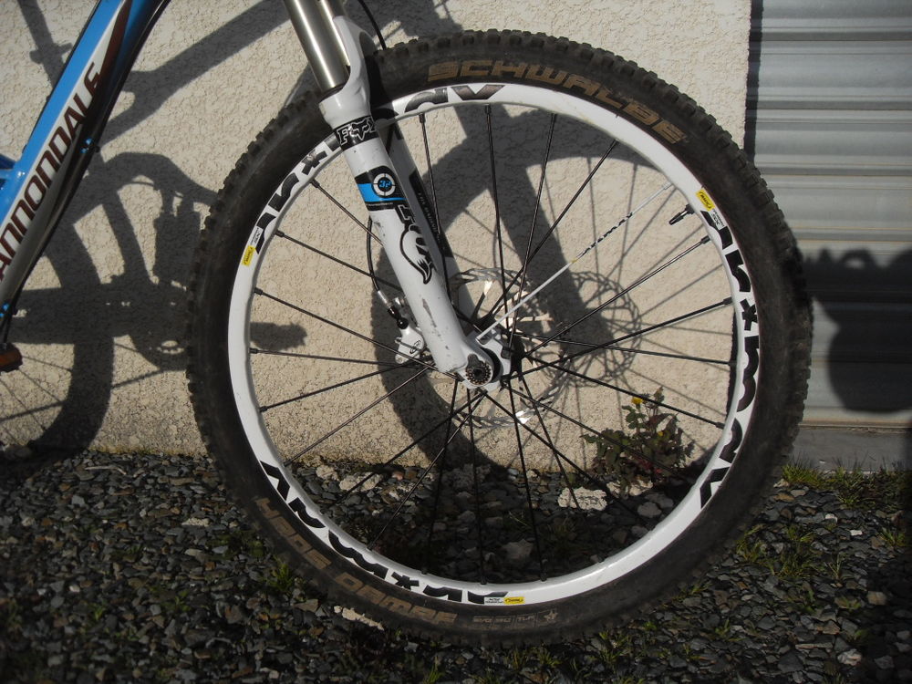 Cannondale Jekyll II 26 p 26" M mavic crossmax FOX sram X9 5 Vélos
