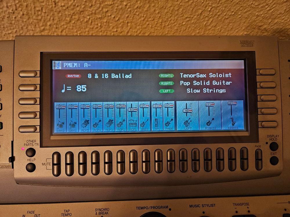 Synth&eacute;tiseur-arrangeur TECHNICS Instruments de musique