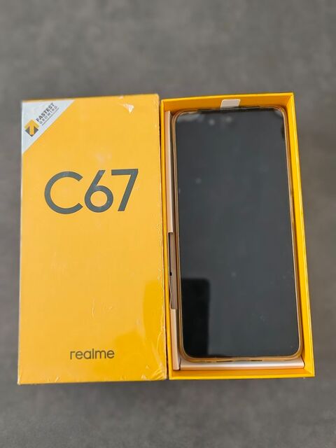 Smartphone Realme C67 100 Cambrai (59)