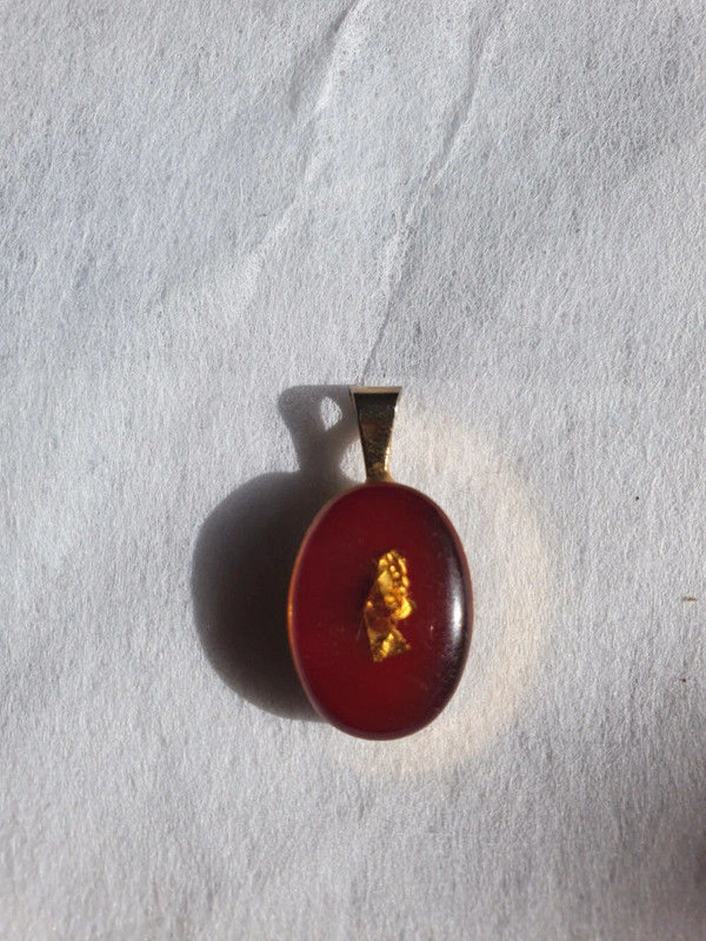 Pendentif feuille d'or Bijoux et montres