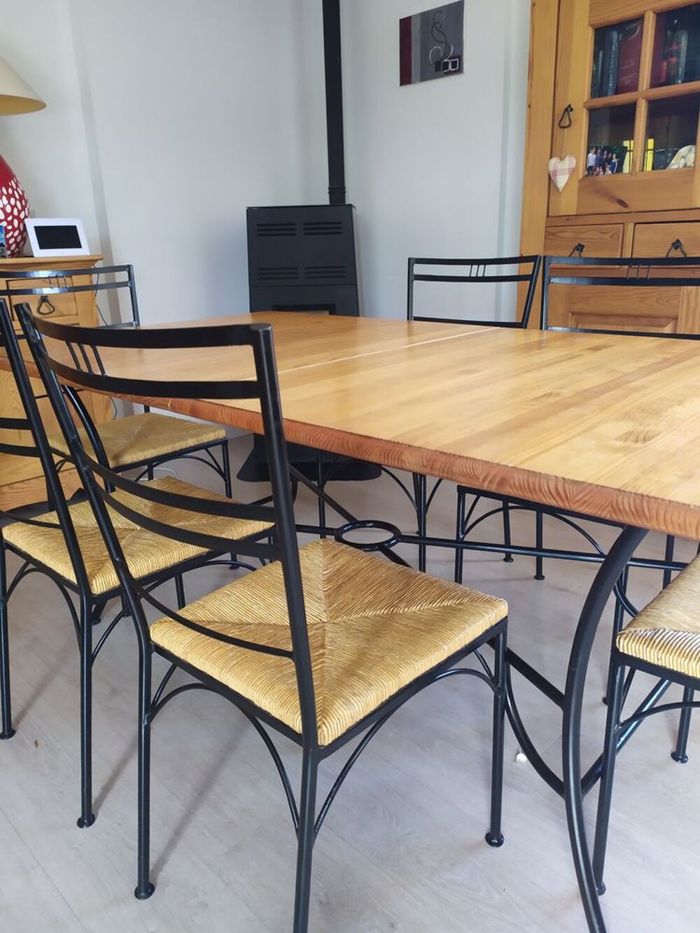 Table salle &agrave; manger bois &amp; fer forg&eacute; avec ses 6 chaises Meubles