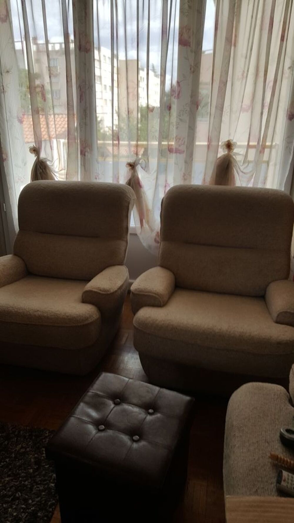 Cause d&eacute;m&eacute;nagement 2 fauteuils tr&egrave;s bon &eacute;tat Meubles