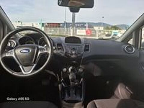 Fiesta 1.0 EcoBoost 100 S&S Trend Powershift A 2014 occasion 69320 Feyzin