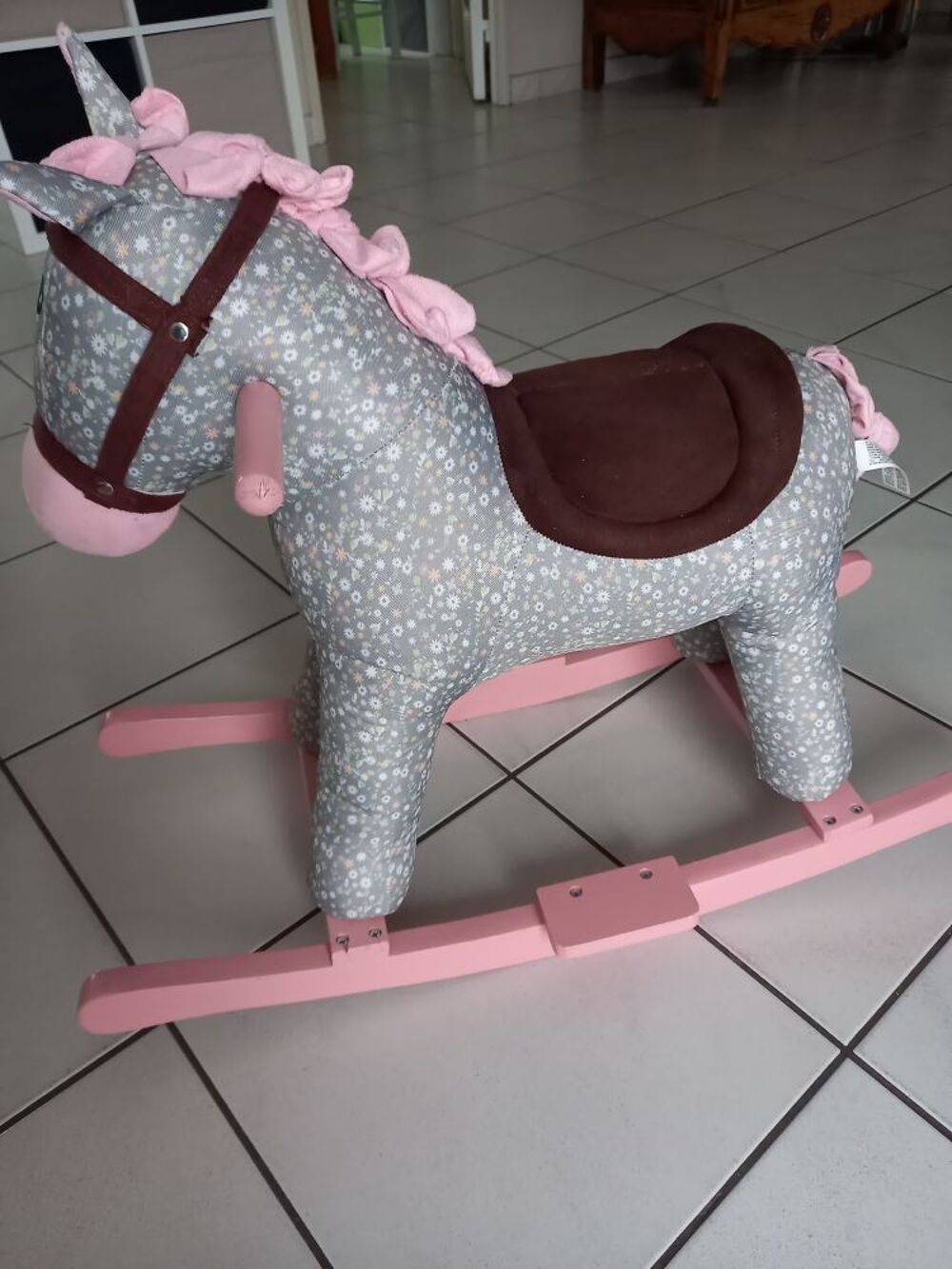cheval &agrave; bascule Jeux / jouets