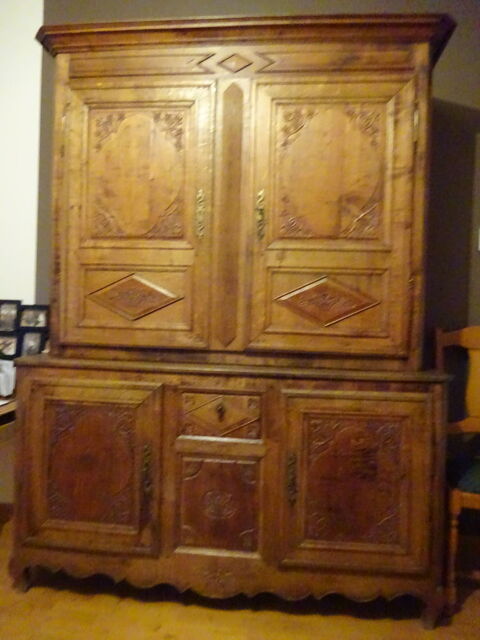 tr�s beau buffet 2corps ancien 3000 �pernay (51)