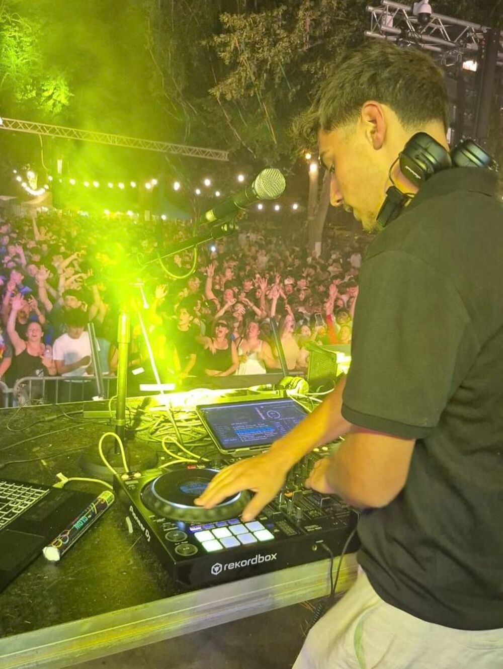   ? DJ Professionnel Généraliste ? Ambiance Garantie 