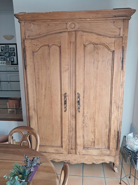 Armoire ancienne louis xv Lacroix-Falgarde (31)
