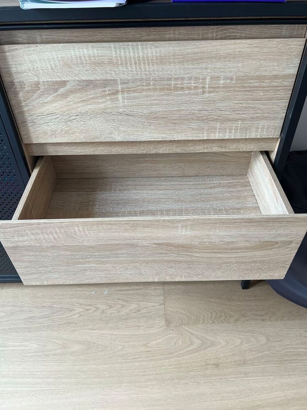Commode 3 tiroirs 1 porte indus imitation ch&ecirc;ne et acier Meubles
