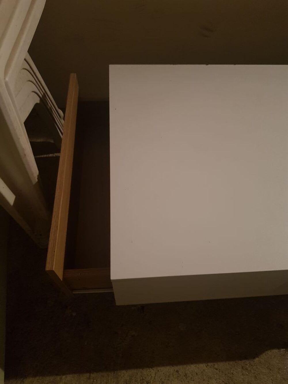 Table de salon couleur beige Meubles