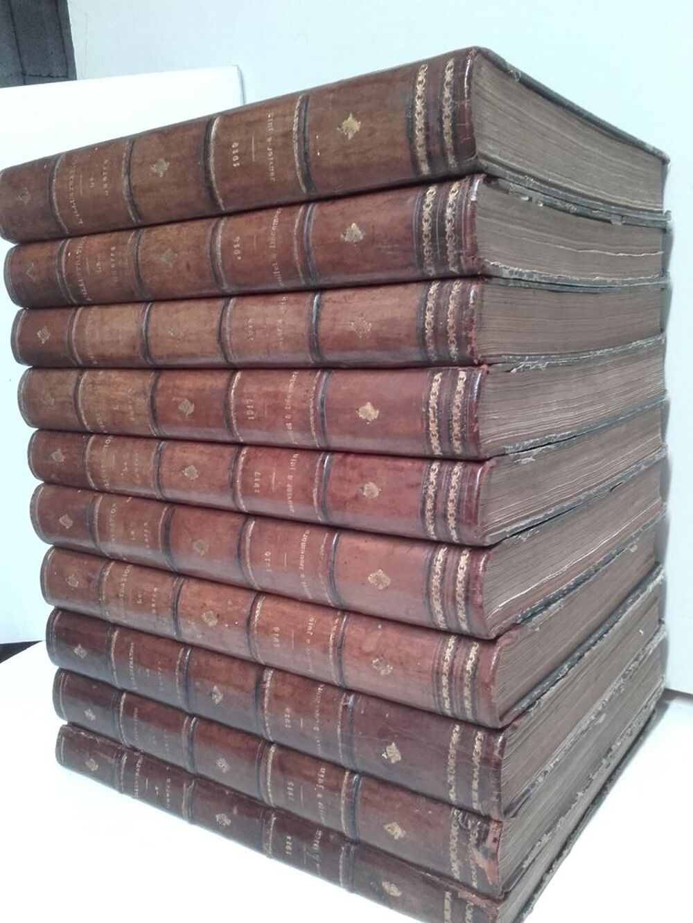 10 volumes relies l'illustration guerre 14-18 