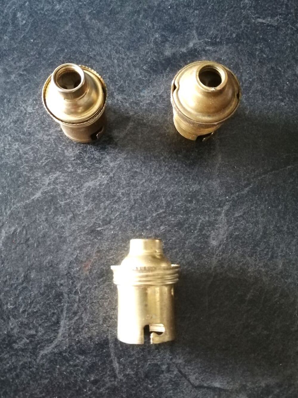 Douilles &agrave; ba&iuml;onnette neuves type B22 Bricolage