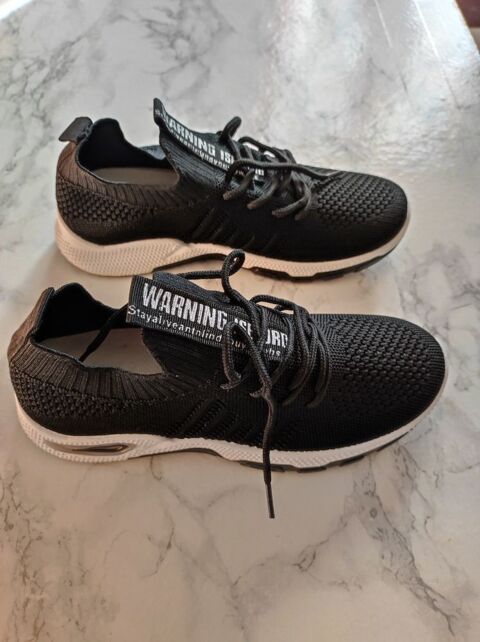 chaussures noires 29 Beaune Les Mines (87)