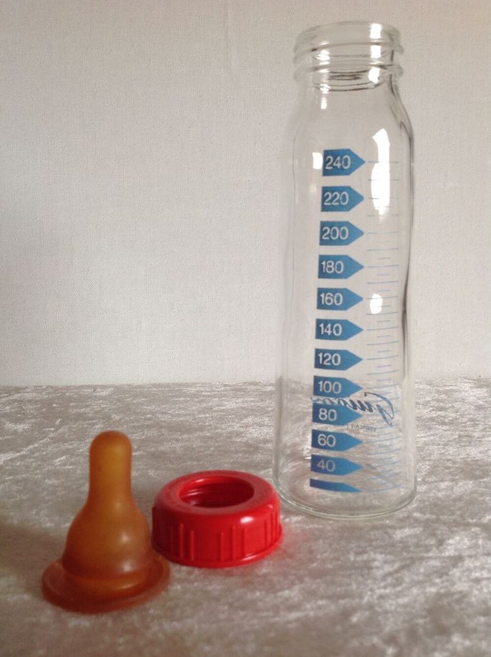 BIBERON GUIGOZ GRADU&Eacute; EN VERRE PYREX Envoi Possible Puériculture