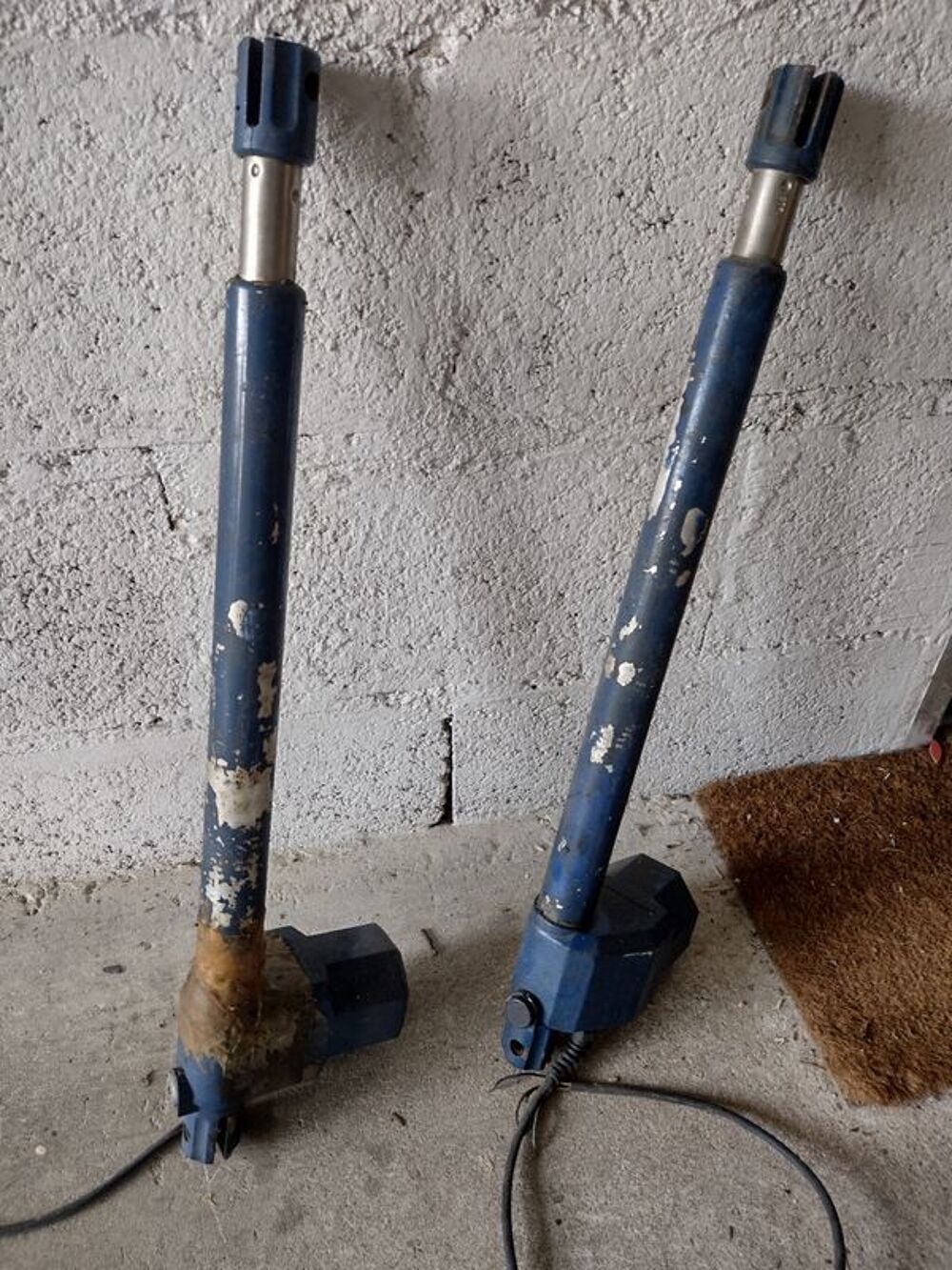 VERINS DE PORTAIL Bricolage