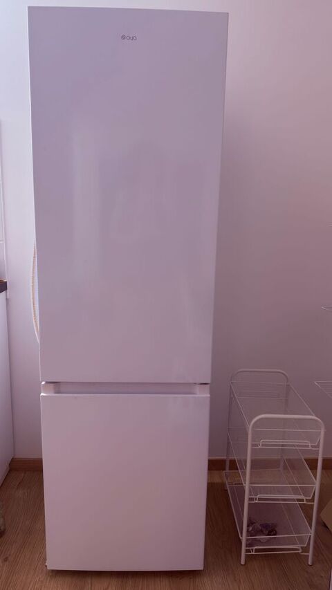 Frigo AYA 263L dont73L congélateur presque neuve Honfleur (14)