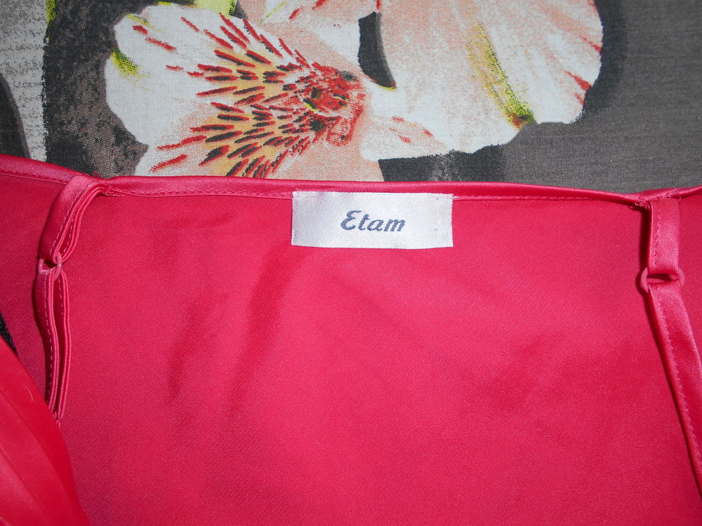 Nuisette rouge, rose marque originale ETAM Vêtements