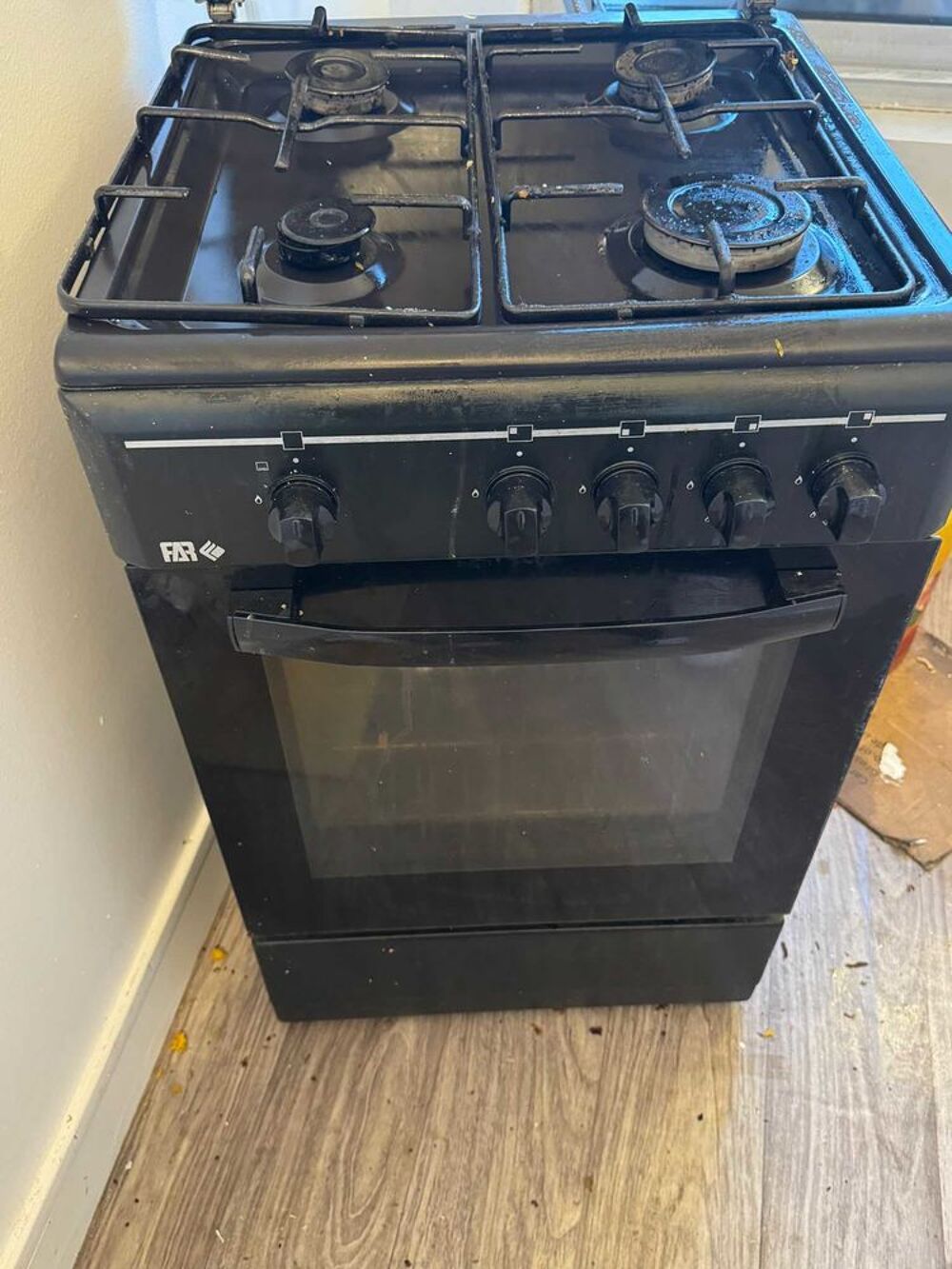 Machine &agrave; laver et s&egrave;che-linge en bon &eacute;tat Electroménager