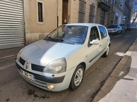 Renault Clio II Clio 1.4i 16V Privilège Proactive A 2001 occasion Marseille 13001