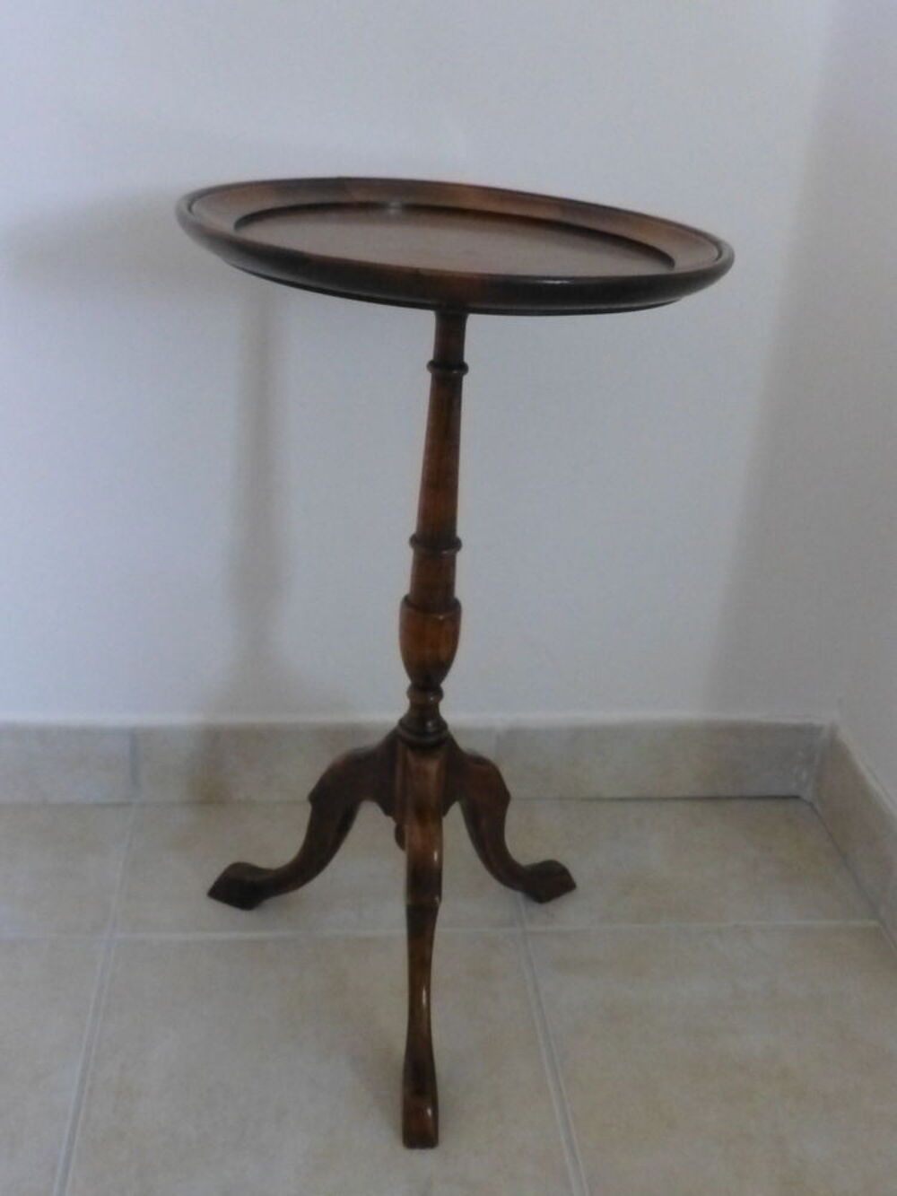 Gu&eacute;ridon style Restauration-Louis Philippe Meubles