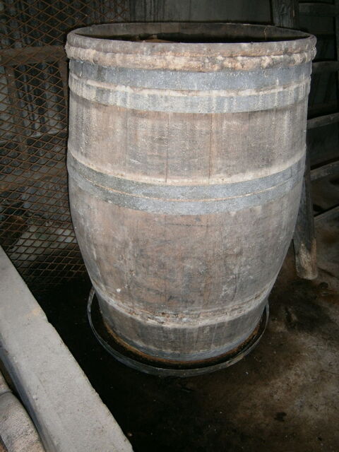 Barrique  vin Villeneuve (33)