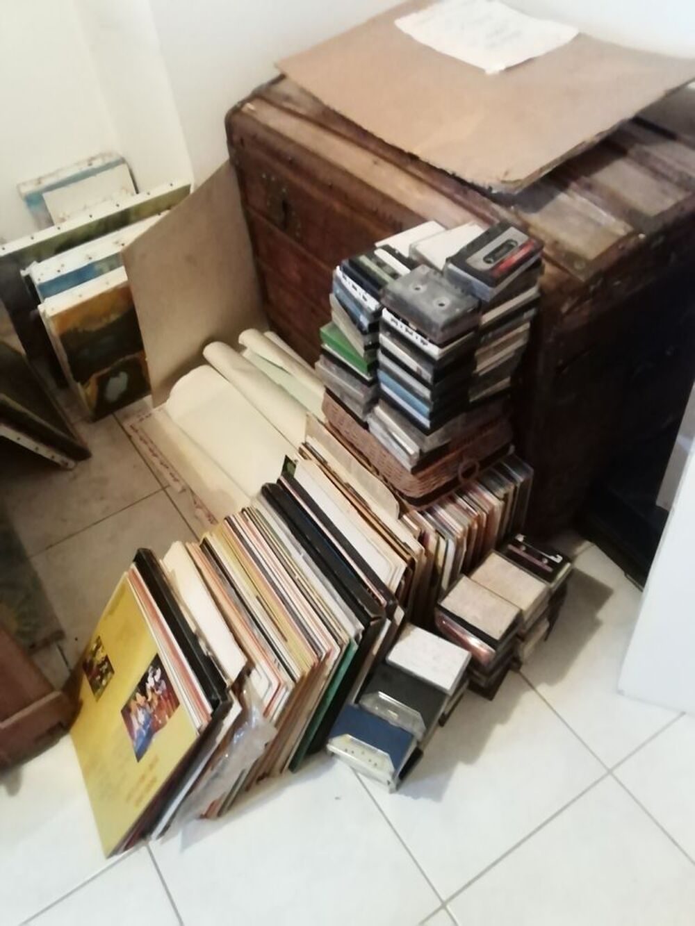 ARMOIRE &Agrave; GLACE Meubles