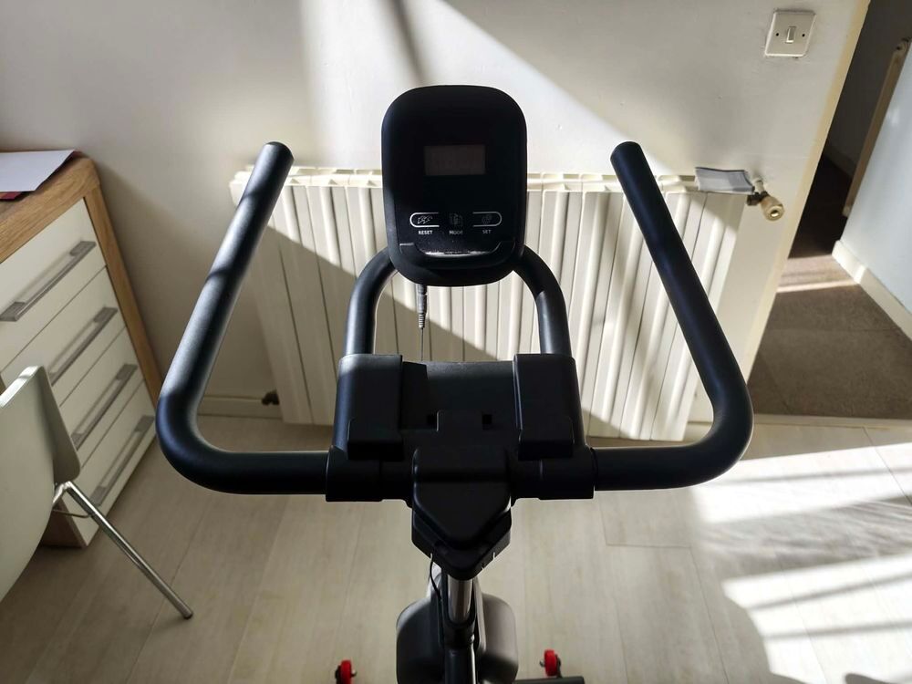 Model JC303 de marque Riksion. Vélos