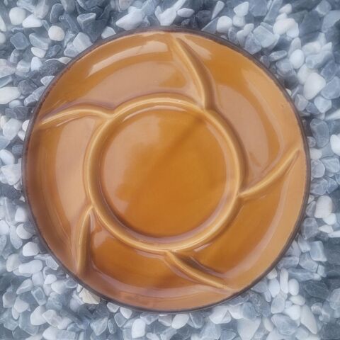 ASSIETTES VINTAGE � FONDUE 55 Saujon (17)