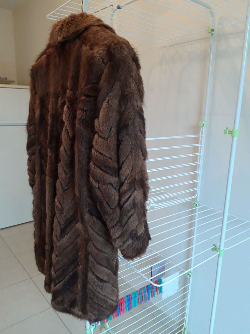 Manteau 3/4 de Fourrure V&eacute;ritable en Ondatra Vêtements