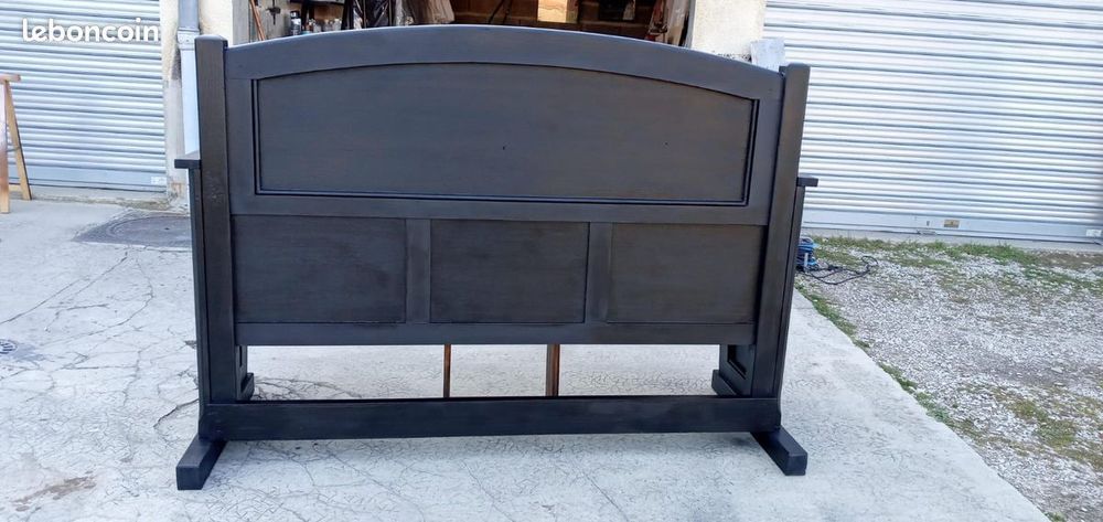 Banquette de jardin &eacute;l&eacute;gante en bois et m&eacute;tal Meubles