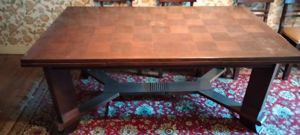 Table avec rallonges et ses 8 chaises Meubles