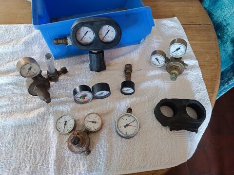  LOT  MANOMETRE / D�TENDEUR CHAUFFAGE 35 Saint-Jean-du-Cardonnay (76)