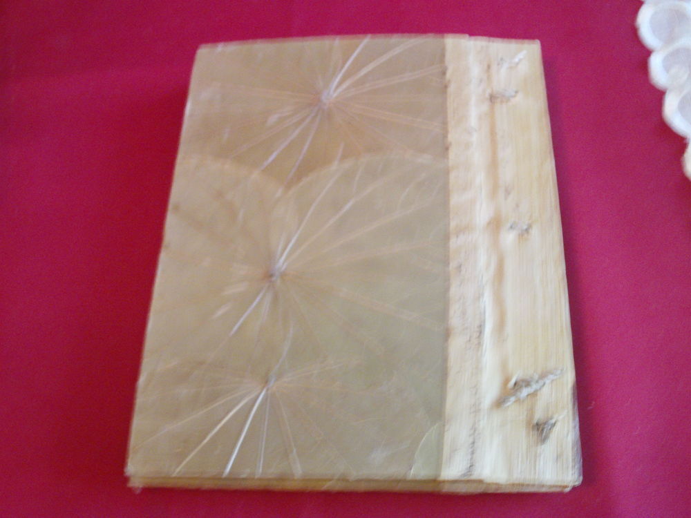 Vieux livre fait main 100 pages vierges N&deg; 610 