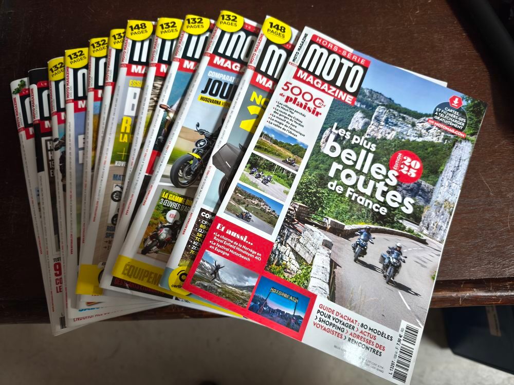 Magazine "Moto Magazine" ann&eacute;e 2025 Livres et BD