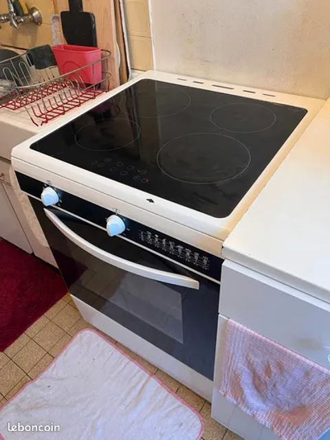 Cuisinière 150 Paris (75)