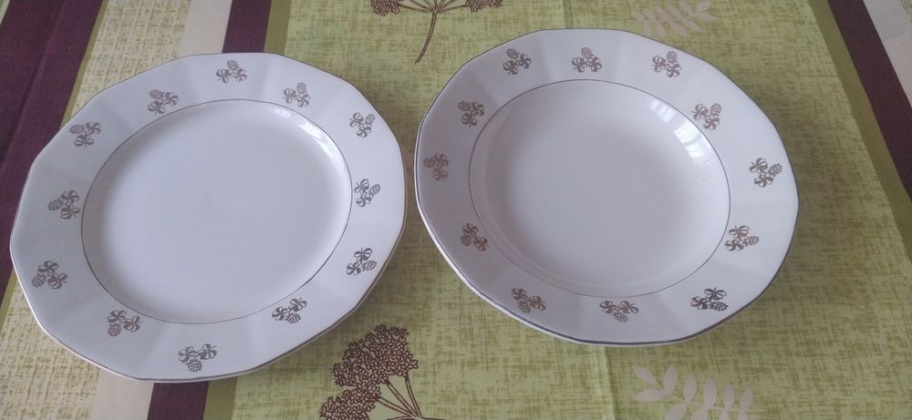SERVICE DE VAISSELLE VINTAGE Décoration