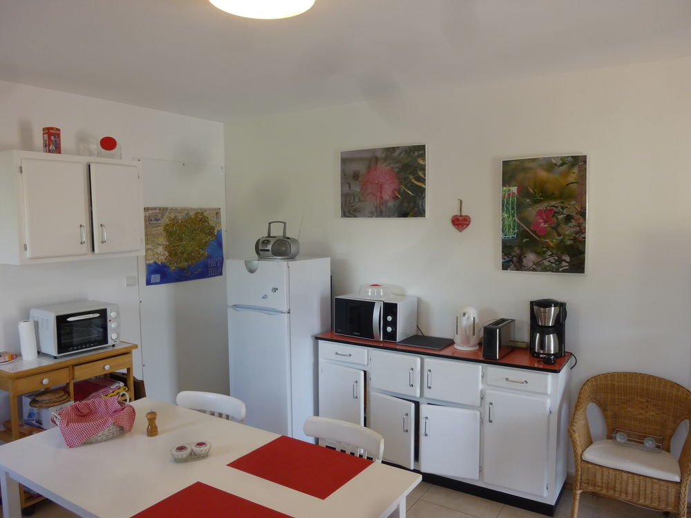   Studio 28 m2 en rez de jardin Calme sans vis  vis. Provence-Alpes-Cte d'Azur, St Aygulf (83370)