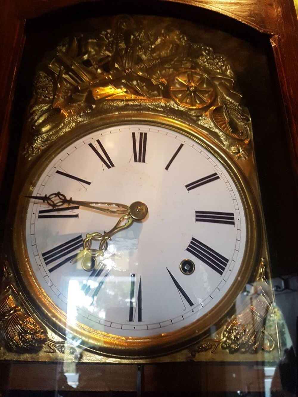 Tr&egrave;s belle Ancienne Horloge Comtoise, en l'&eacute;tat Dcoration