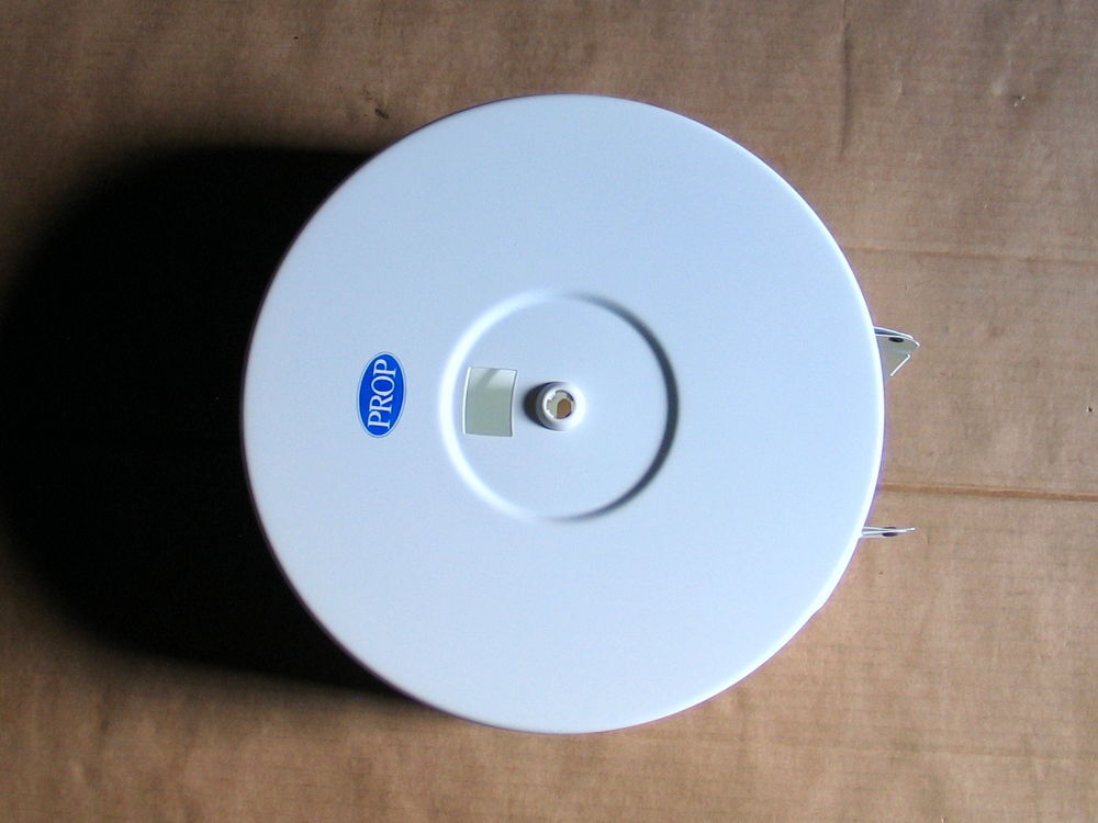 Essuie tout et distributeurs d&eacute;vidoirs papier Bricolage