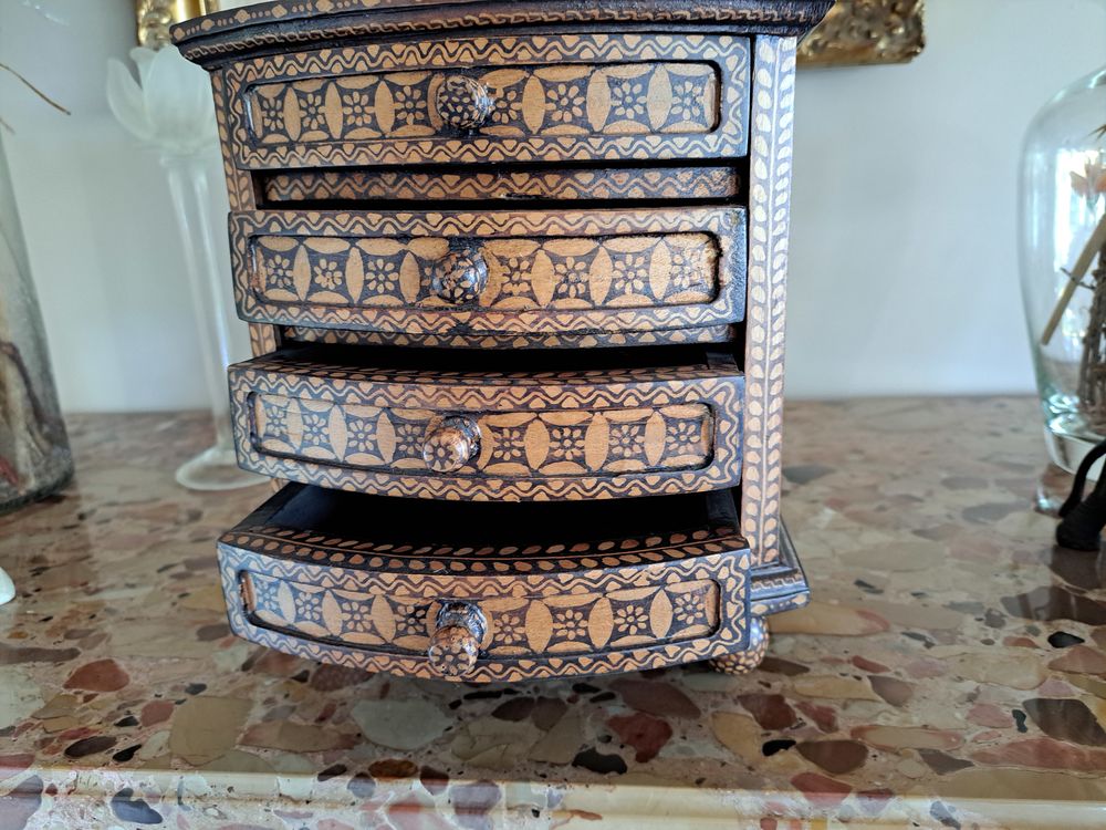 coffret marquetterie Meubles