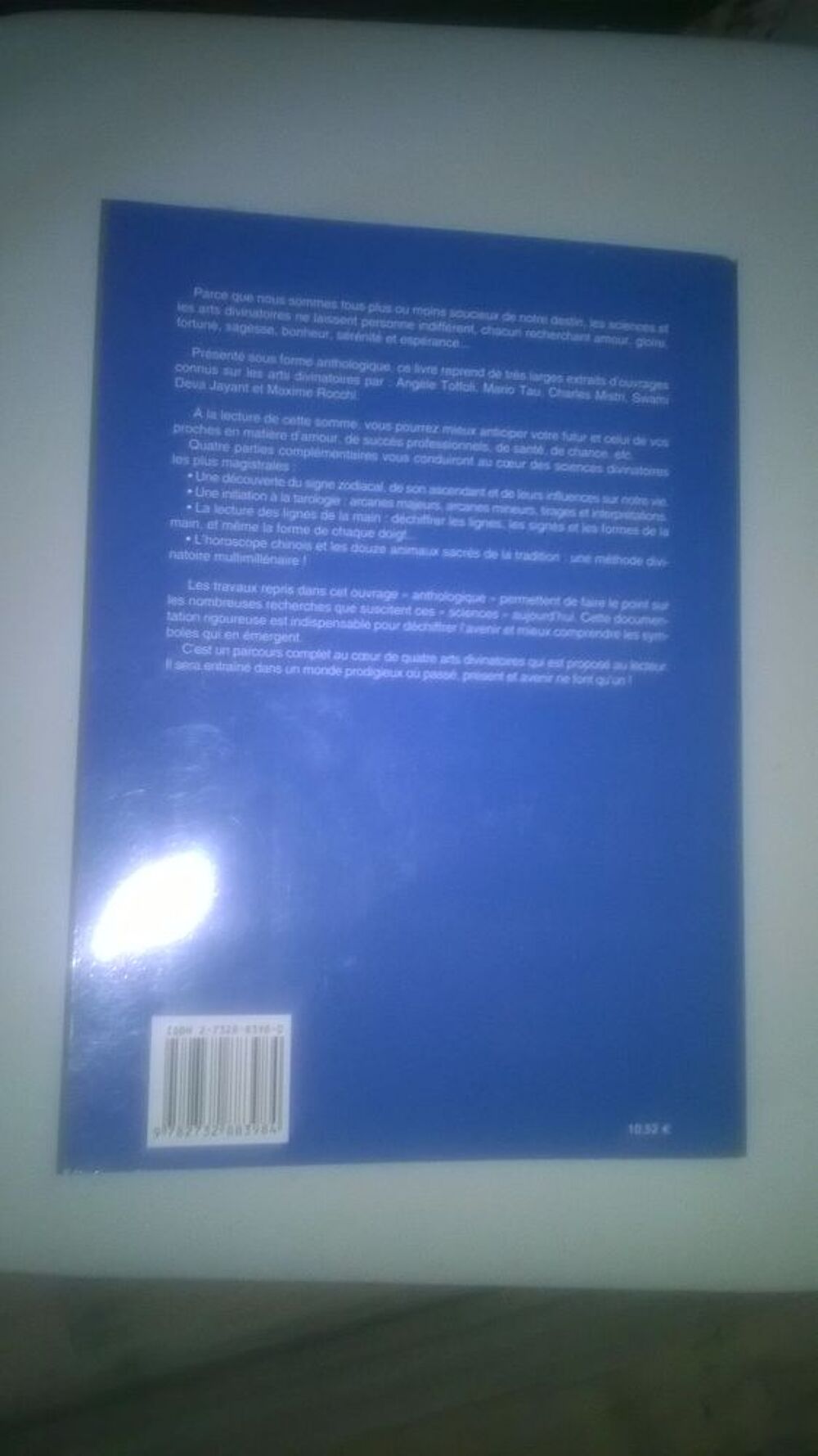 Les secrets des arts divinatoires
NEUF
Broch&eacute;: 374 pages
Livres et BD
