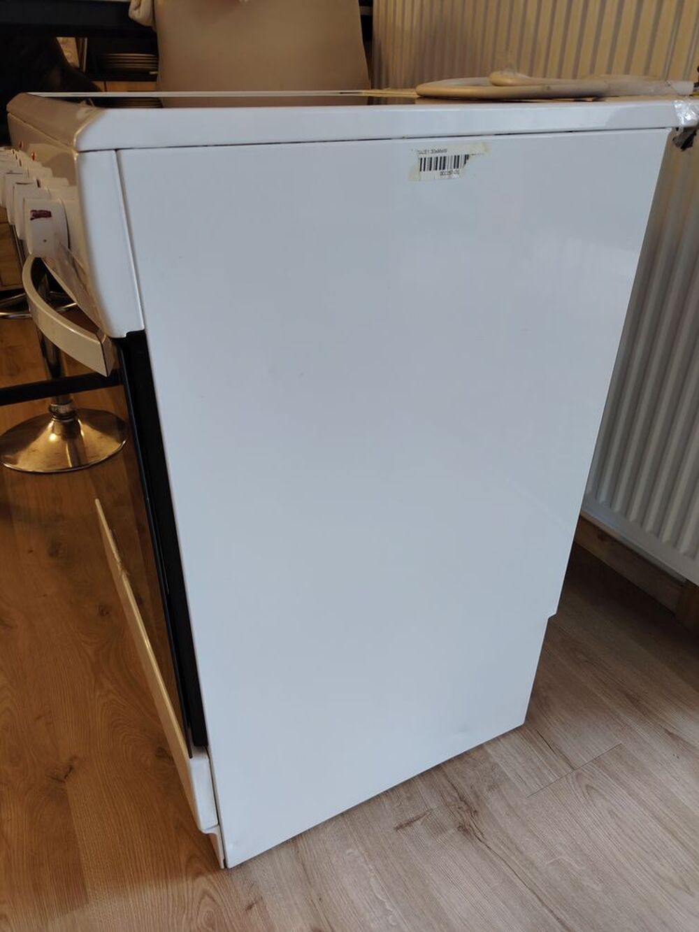 CUISINIERE VITROCERAMIQUE Electroménager