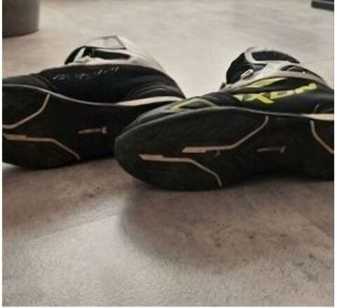 baskets moto ixon 50 Lagnieu (01)